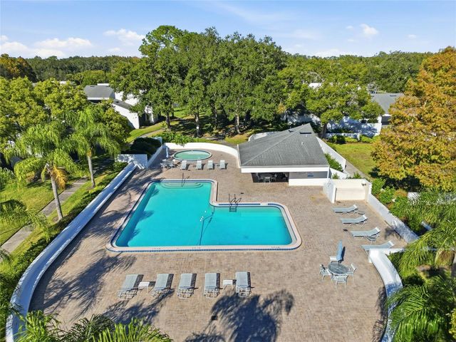 4129 NORTHMEADOW CIRCLE, Tampa, FL 33618