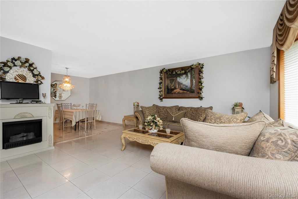 13740 Lafayette Street, Ozone Park, NY 11417 — photo 4