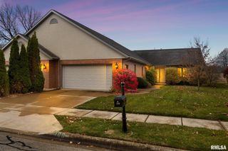 108 BARRINGTON Place, Morton, IL 61550