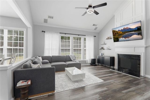 3590 Davyne Bend, Cumming, GA 30040