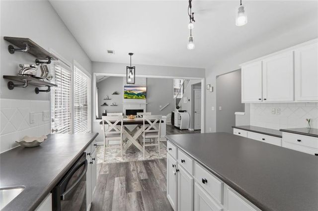 3590 Davyne Bend, Cumming, GA 30040