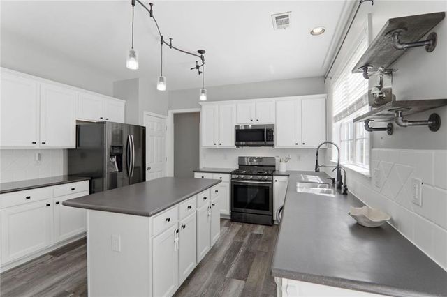3590 Davyne Bend, Cumming, GA 30040