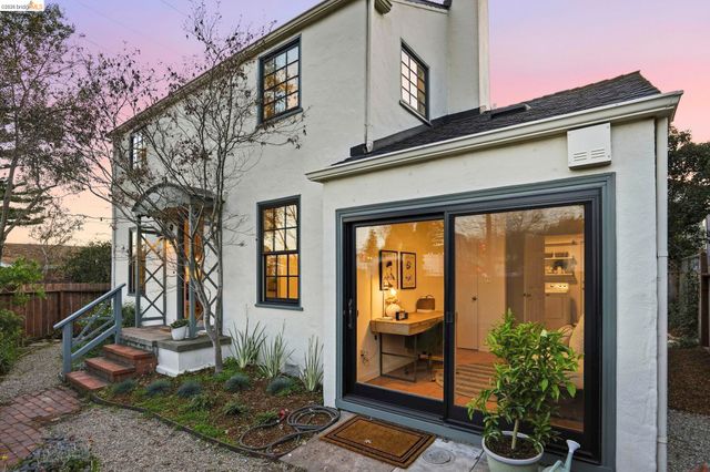 1564 Sacramento St, Berkeley, CA 94702