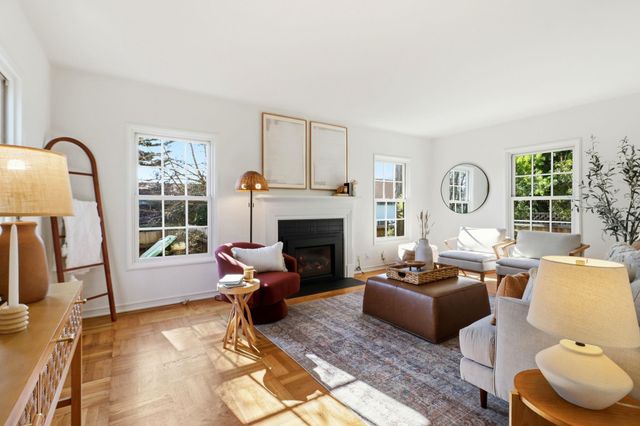 1564 Sacramento St, Berkeley, CA 94702