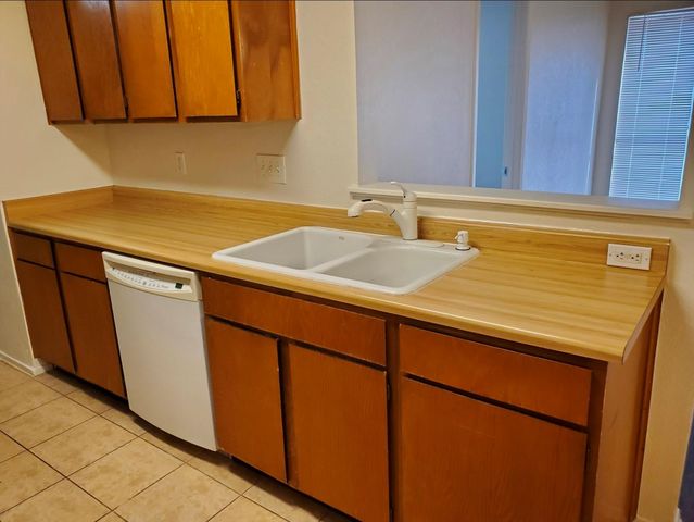 1109 Hyridge ST, Round Rock, TX 78664