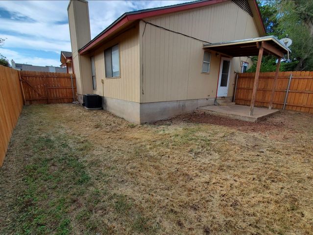 1109 Hyridge ST, Round Rock, TX 78664