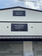 213 S Rachal St, Sinton, TX 78387