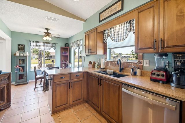 32742 WESTWOOD LOOP, Leesburg, FL 34748