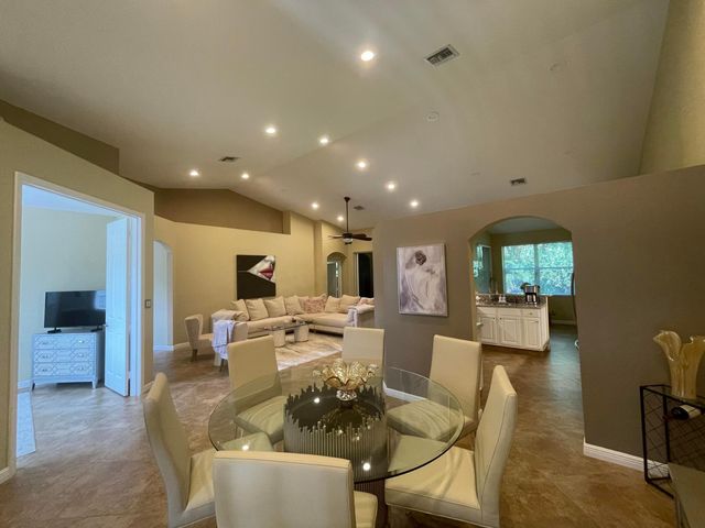 16075 Sims Road 203, Delray Beach, FL 33484