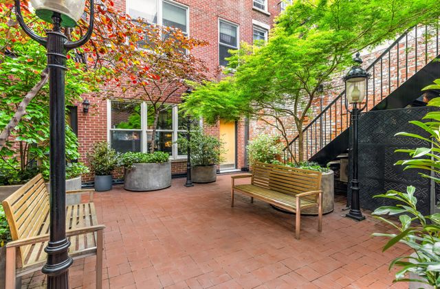 17 CORNELIA Street PH3C, New York City, NY 10014