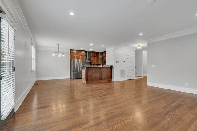 1010 Montrose Ave, Nashville, TN 37204