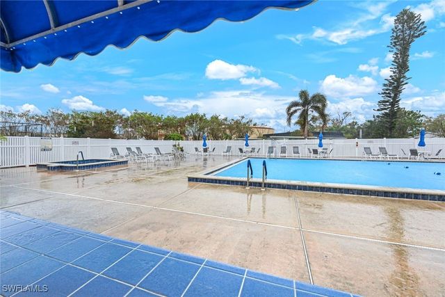 1340 Sandtrap DR, Fort Myers, FL 33919