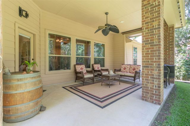 11302 Longmire Creek Court, Conroe, TX 77304