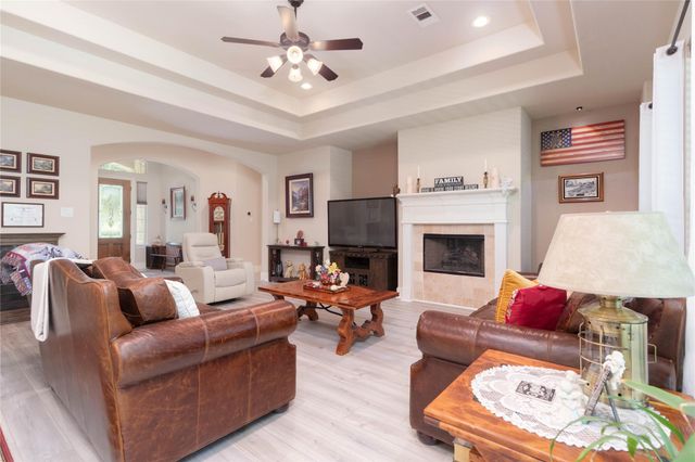 11302 Longmire Creek Court, Conroe, TX 77304