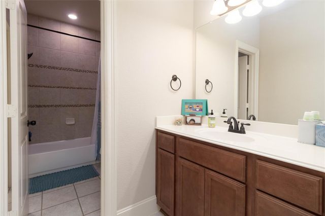 11302 Longmire Creek Court, Conroe, TX 77304