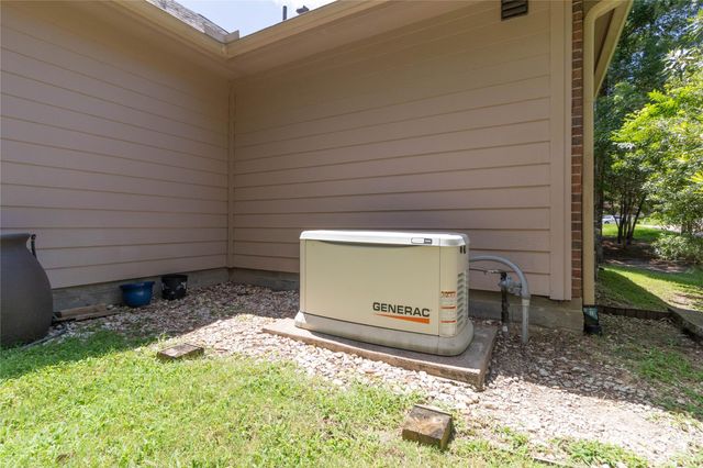 11302 Longmire Creek Court, Conroe, TX 77304