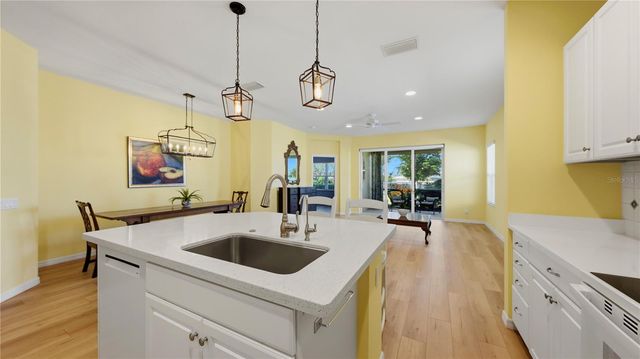 1504 CALLE GRAND STREET, Bradenton, FL 34209