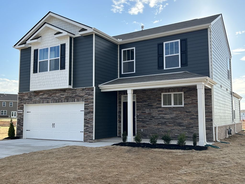 6050 Christeene Ct, White House, TN 37188