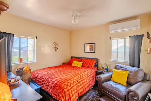 4006 35th St, Sacramento, CA 95820