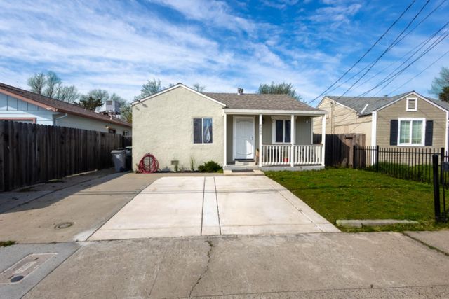 4006 35th St, Sacramento, CA 95820