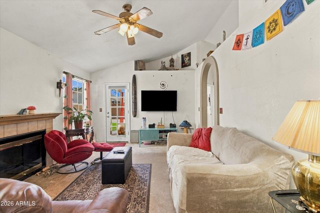 1811 S 39TH Street 4, Mesa, AZ 85206