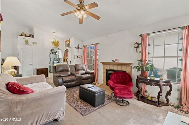1811 S 39TH Street 4, Mesa, AZ 85206