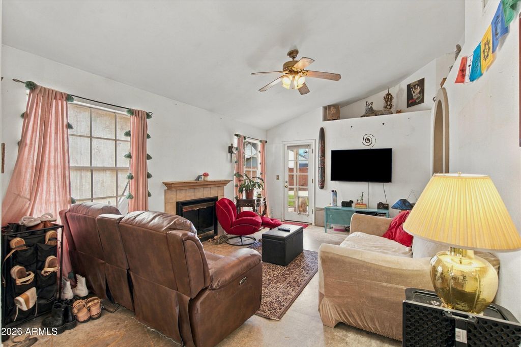 1811 S 39TH Street 4, Mesa, AZ 85206 — photo 4
