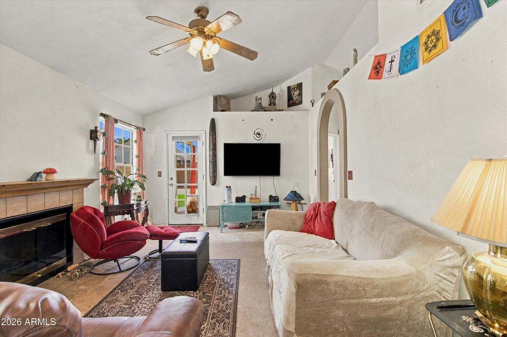 1811 S 39TH Street 4, Mesa, AZ 85206 — photo 5