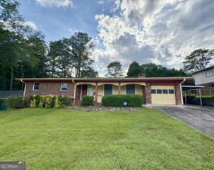 6413 Maddox Road, Morrow, GA 30260