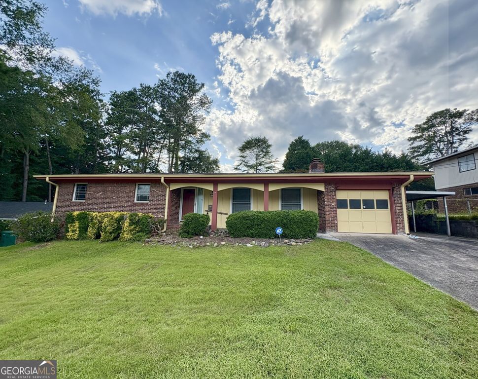 6413 Maddox Road, Morrow, GA 30260