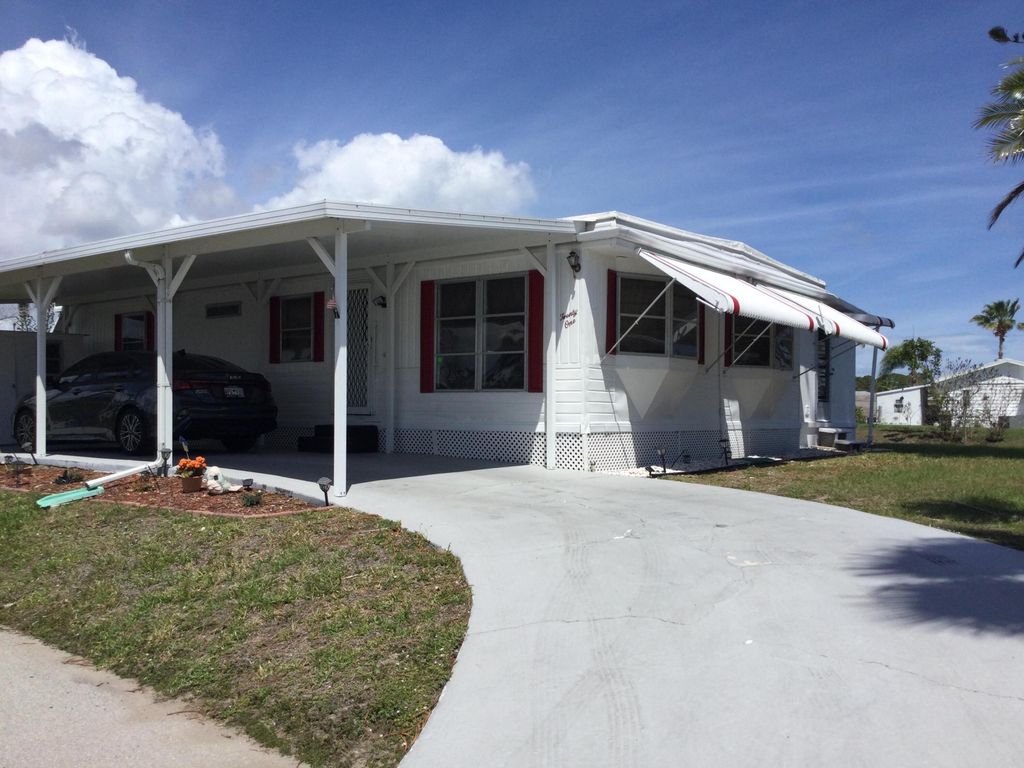 21 Oro Grande Way, Port St. Lucie, Port St Lucie, FL 34952