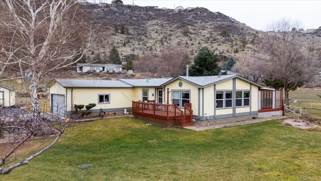 11896 SW Horny Hollow Trail, Terrebonne, OR 97760