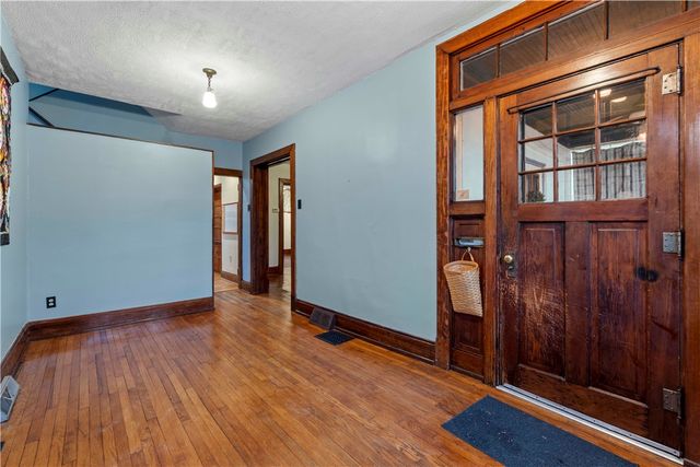 705 Washington Avenue, Oakmont, PA 15139