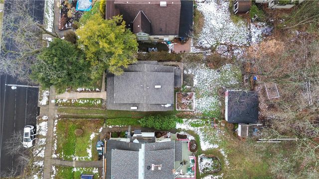 705 Washington Avenue, Oakmont, PA 15139