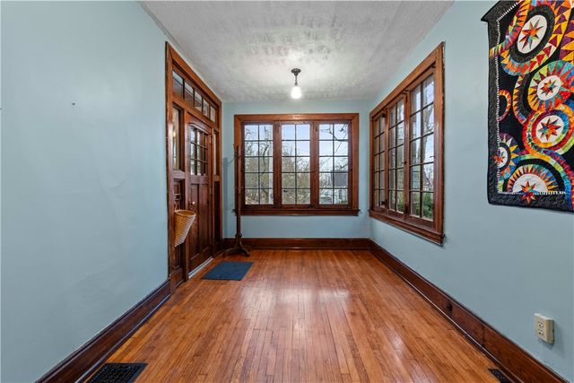 705 Washington Avenue, Oakmont, PA 15139