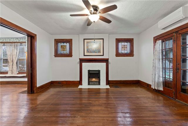 705 Washington Avenue, Oakmont, PA 15139