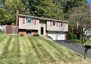 3 Lou Anne Lane, Delmont, PA 15626