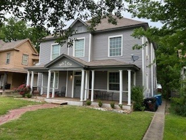 617 W Gandy Street 2, Denison, TX 75020