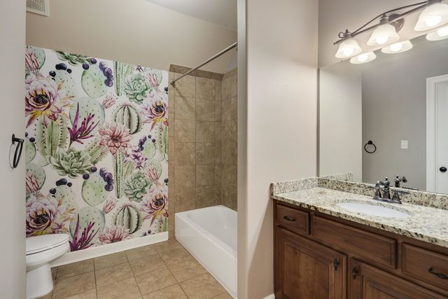 4760 MAPLE WALK DR, Lakeland, TN 38002