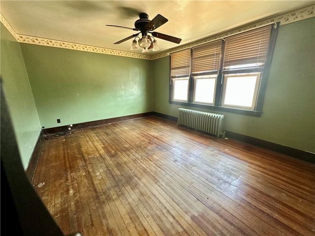 1410 Craig St, Mckeesport, PA 15132