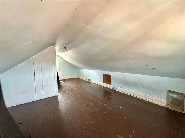 1410 Craig St, Mckeesport, PA 15132