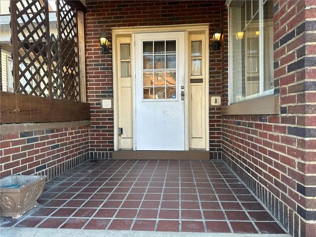 1410 Craig St, Mckeesport, PA 15132