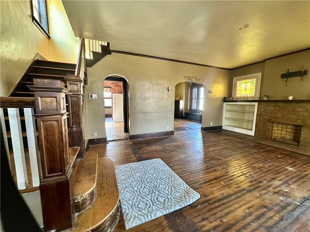 1410 Craig St, Mckeesport, PA 15132