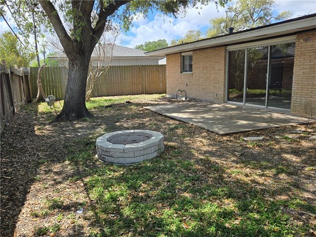 441 Montclair Dr, Corpus Christi, TX 78412