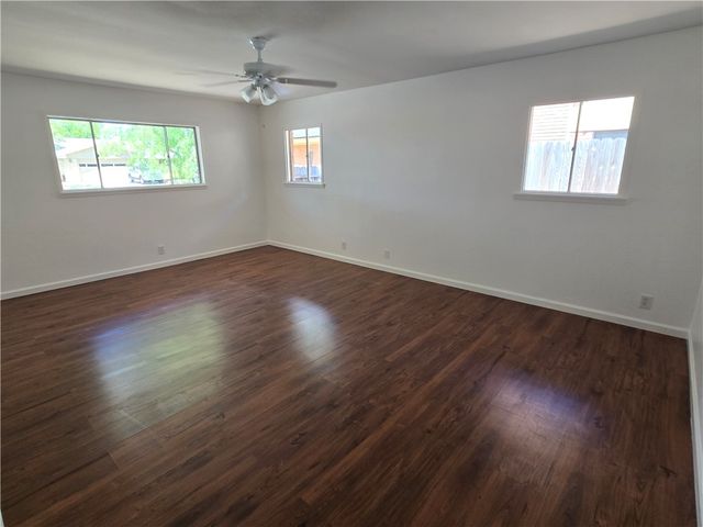 441 Montclair Dr, Corpus Christi, TX 78412