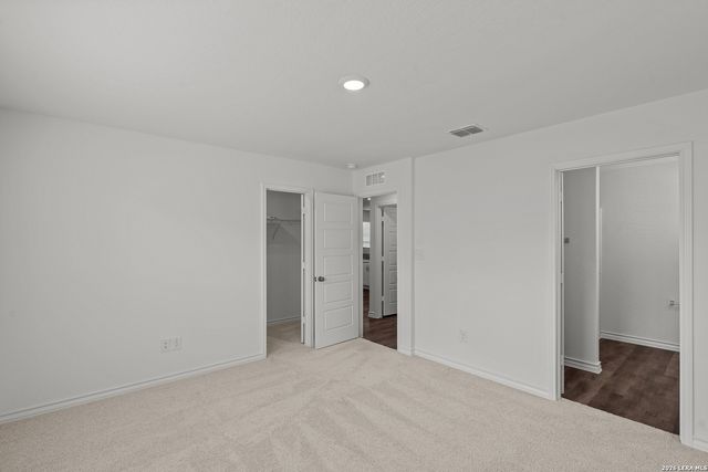 8236 SMITHERS AVENUE, San Antonio, TX 78252