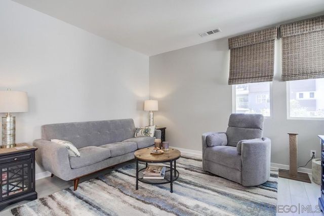 2092 Tango Loop 2, Chula Vista, CA 91915