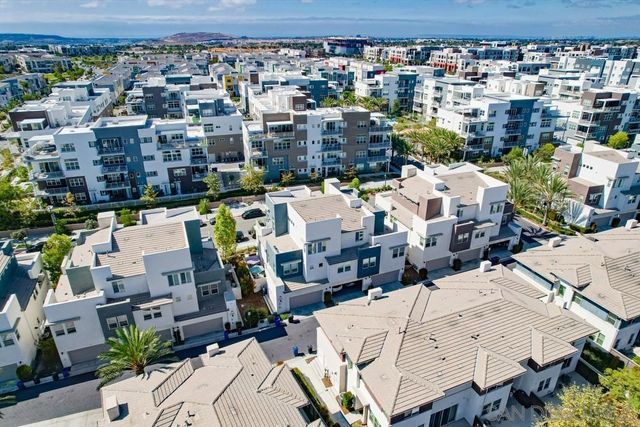 2092 Tango Loop 2, Chula Vista, CA 91915