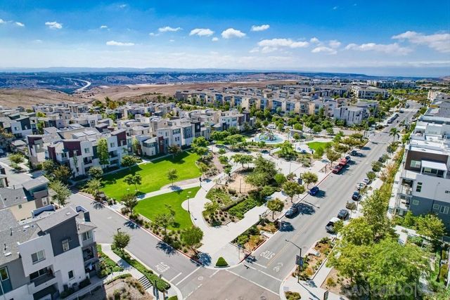 2092 Tango Loop 2, Chula Vista, CA 91915