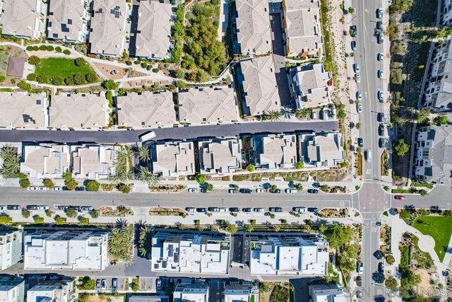 2092 Tango Loop 2, Chula Vista, CA 91915